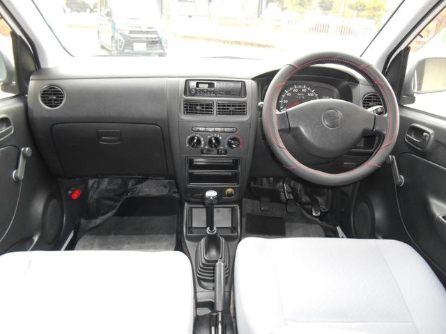 ミラ Ａ　５速マニュアル　４ナンバー貨物　エアコン　パワステ　２／４人乗り（15枚目）