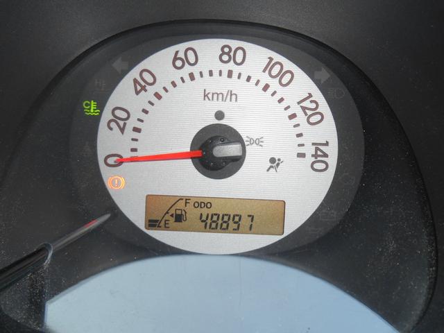 エッセ D 5速マニュアルミッション 走行48900KM 内装ブラック タイミンチェーンエンジン キーレス プライバシーガラス(17枚目)