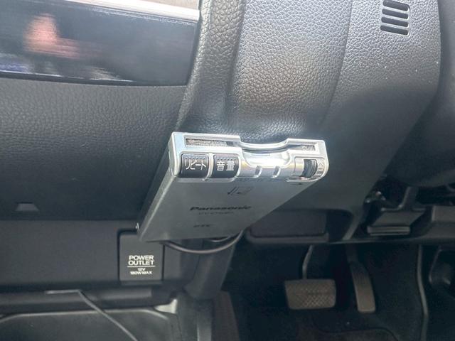 フィットハイブリッド Ｌパッケージ　ワンオーナー　屋内保管　純正ナビ　バックカメラ　ＥＴＣ　禁煙車　ＬＥＤヘッドライト　クルーズコントロール　あんしんＰＫＧ　コンフォートビューＰＫＧ（14枚目）