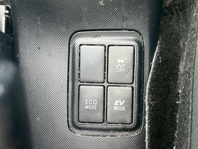 アクア Ｓ　自社ローン　純正ナビ　バックカメラ　ＥＴＣ　ｂｌｕｅｔｏｏｔｈ　ワンセグＴＶ（17枚目）