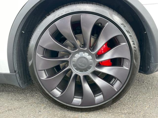 モデルＹ パフォーマンス　ワンオーナー　禁煙車　ホワイトレザーシート　２１インチＡＷ　ＥＴＣ（2枚目）