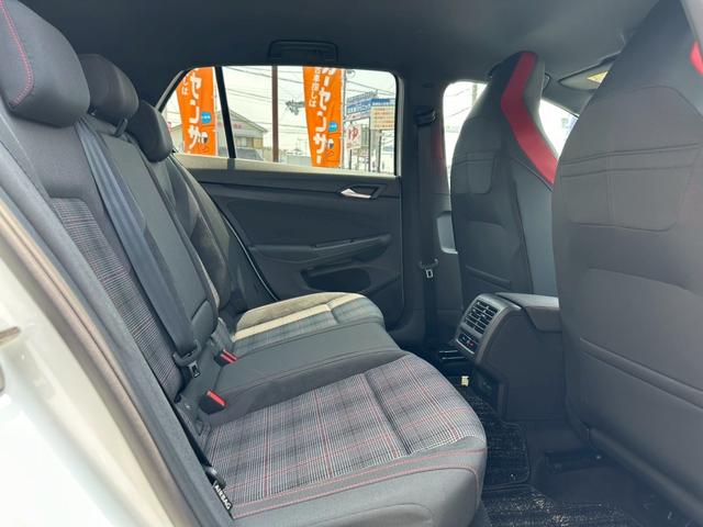 ゴルフＧＴＩ ベースグレード　ディスカバリーＰＫＧ／テクノロジーＰＫＧ／社外車高調（ＫＷ）／純正１８インチＡＷ／アダプティブクルーズコントロール／ＬＥＤヘッドライト／シートヒーター／デジタルコックピットプロ／ＥＴＣ２．０（22枚目）