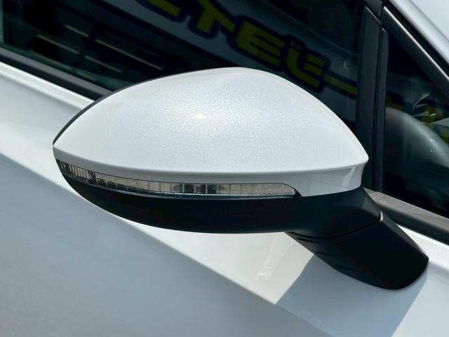 ゴルフＧＴＩ ベースグレード　ディスカバリーＰＫＧ／テクノロジーＰＫＧ／社外車高調（ＫＷ）／純正１８インチＡＷ／アダプティブクルーズコントロール／ＬＥＤヘッドライト／シートヒーター／デジタルコックピットプロ／ＥＴＣ２．０（36枚目）