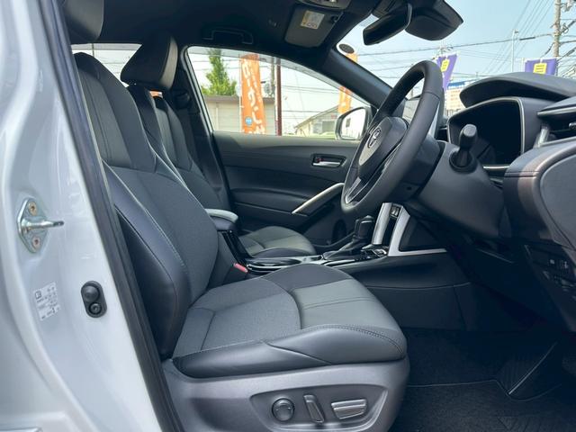 カローラクロス ハイブリッド　Ｚ　純正１０型ナビ　全方位カメラ　禁煙　１オーナー（22枚目）