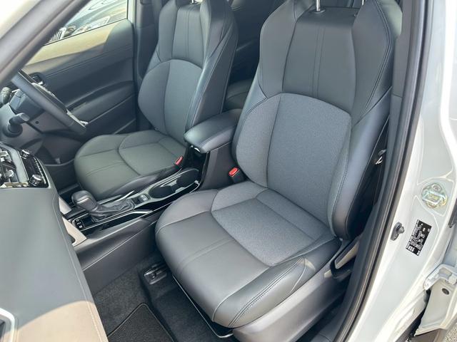 カローラクロス ハイブリッド　Ｚ　純正１０型ナビ　全方位カメラ　禁煙　１オーナー（25枚目）