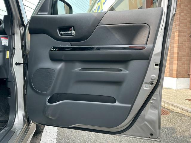 スペーシアカスタム ＸＳリミテッド　２トーンカラー　ナビ　地デジＴＶ　バックカメラ　Ｂｌｕｅｔｏｏｔｈ　ＥＴＣ　シートヒーター　両側パワースライドドア（30枚目）