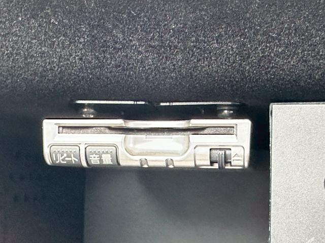 ＳＬＫ ＳＬＫ２００コンプレッサー　異色全塗装　ナビ　フルセグＴＶ　バックカメラ（6枚目）