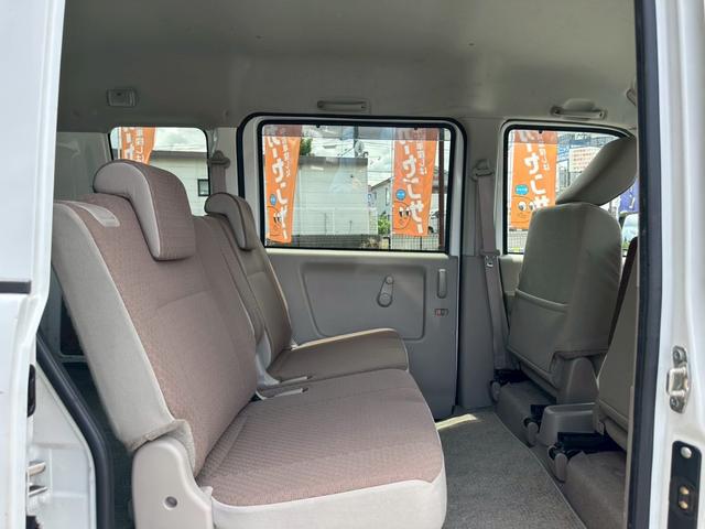 ＮＶ１００クリッパーバン 　ワンオーナー　禁煙車　ルーフラック　純正オーディオ　ＡＴ（20枚目）