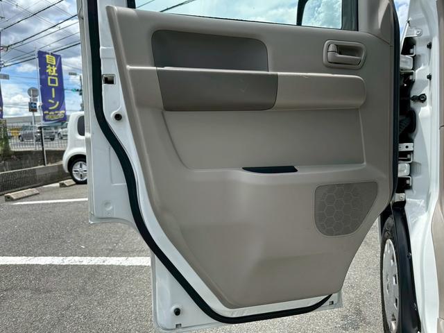 ＮＶ１００クリッパーバン 　ワンオーナー　禁煙車　ルーフラック　純正オーディオ　ＡＴ（25枚目）