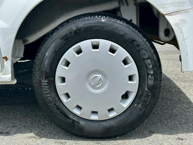 ＮＶ１００クリッパーバン 　ワンオーナー　禁煙車　ルーフラック　純正オーディオ　ＡＴ（40枚目）