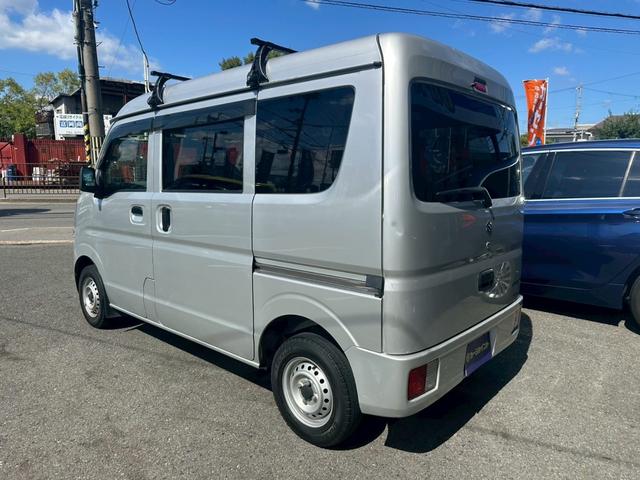 エブリイ ＰＡリミテッド　１オーナー　禁煙車　Ｐａｎａｓｏｎｉｃナビ／テレビ　ＥＴＣ　キャリア　純正ラバーマット（3枚目）