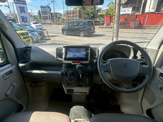 エブリイ ＰＡリミテッド　１オーナー　禁煙車　Ｐａｎａｓｏｎｉｃナビ／テレビ　ＥＴＣ　キャリア　純正ラバーマット（4枚目）