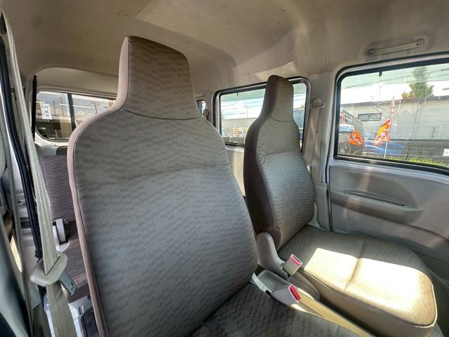 エブリイ ＰＡリミテッド　１オーナー　禁煙車　Ｐａｎａｓｏｎｉｃナビ／テレビ　ＥＴＣ　キャリア　純正ラバーマット（17枚目）