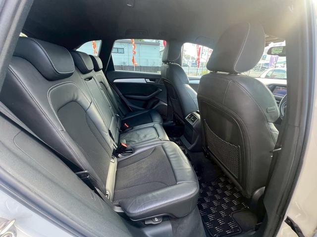 Ｑ５ ２．０ＴＦＳＩクワトロ　Ｓラインパッケージ　４ＷＤ　クルーズコントロール　純正ナビ　　ＥＴＣ　　ドラレコ（24枚目）