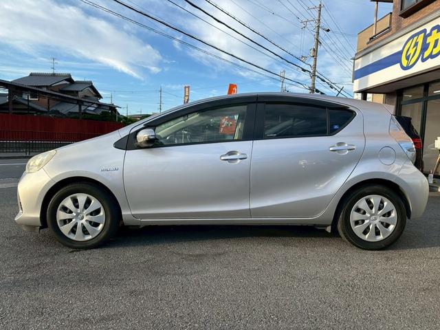 アクア Ｇ　ユーザー買取車　プッシュスタート　純正ナビ　　ワンオーナー　禁煙車（38枚目）