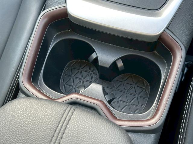 ＲＡＶ４ Ｇ　パノラミックビュー　純正ナビ　ワンオーナー　　禁煙車（10枚目）