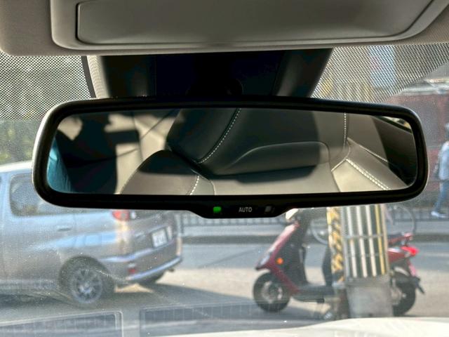 ＲＡＶ４ Ｇ　パノラミックビュー　純正ナビ　ワンオーナー　　禁煙車（12枚目）