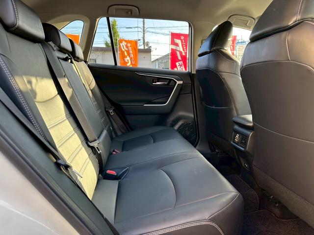 ＲＡＶ４ Ｇ　パノラミックビュー　純正ナビ　ワンオーナー　　禁煙車（24枚目）