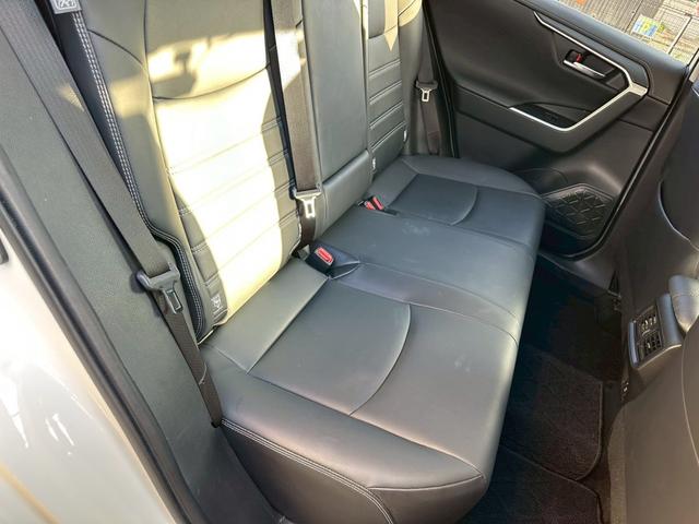 ＲＡＶ４ Ｇ　パノラミックビュー　純正ナビ　ワンオーナー　　禁煙車（25枚目）