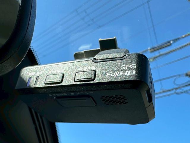 セレナ ハイウェイスター　純正ナビ　後席モニター　全方位カメラ　両側電動　８人乗り　禁煙車　ＬＥＤ　ＥＴＣ（19枚目）