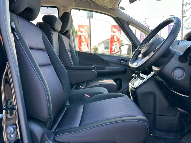 セレナ ハイウェイスター　純正ナビ　後席モニター　全方位カメラ　両側電動　８人乗り　禁煙車　ＬＥＤ　ＥＴＣ（21枚目）