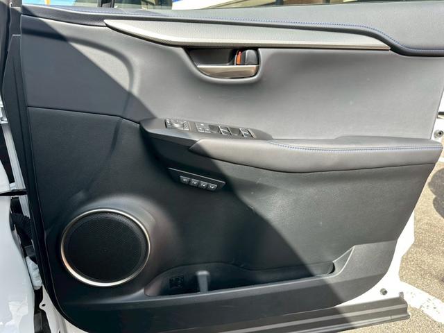 ＮＸ ＮＸ３００ｈ　クール＆ブライト　検査付　１オーナー　禁煙車　パノラマルーフ　３眼ＬＥＤ　衝突軽減装置　電動シート　パワーバックドア　純正ナビ　純正１８インチＡＷ（31枚目）