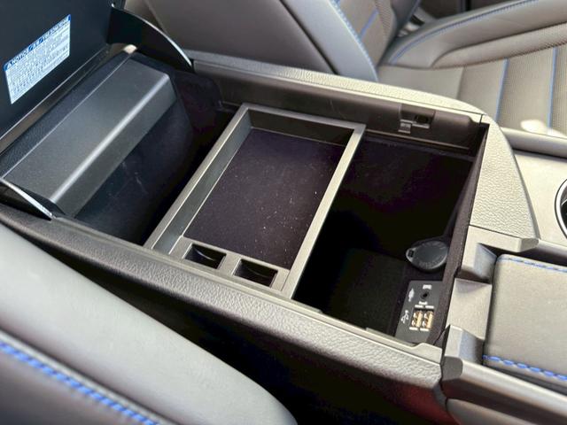 ＮＸ ＮＸ３００ｈ　クール＆ブライト　検査付　１オーナー　禁煙車　パノラマルーフ　３眼ＬＥＤ　衝突軽減装置　電動シート　パワーバックドア　純正ナビ　純正１８インチＡＷ（35枚目）
