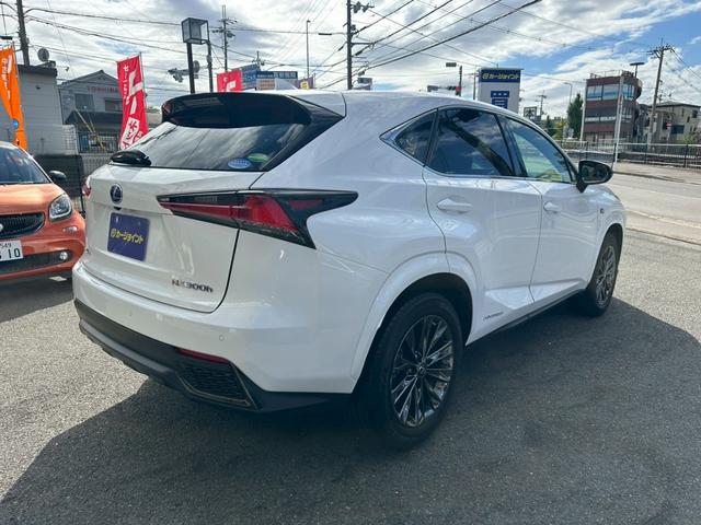 ＮＸ ＮＸ３００ｈ　クール＆ブライト　検査付　１オーナー　禁煙車　パノラマルーフ　３眼ＬＥＤ　衝突軽減装置　電動シート　パワーバックドア　純正ナビ　純正１８インチＡＷ（66枚目）