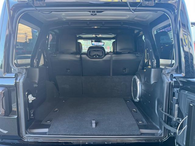 ジープ・ラングラーアンリミテッド サハラ　ＦＯＸサス　ＴＩＳアルミ　サイドオートステップ　　ワンオーナー　禁煙車　４ＷＤ　クルコン　ＢＳＭ　　　　シートヒーター　ドラレコ　ＥＴＣ（28枚目）