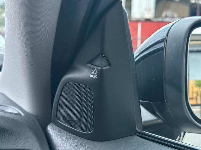 Ｖ６０ スポーツ　セーフティＰＫＧ　１オーナー　禁煙車　純正ナビ　純正ドラレコ　ユーザー買取（21枚目）