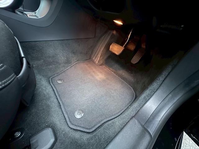 Ｖ６０ スポーツ　セーフティＰＫＧ　１オーナー　禁煙車　純正ナビ　純正ドラレコ　ユーザー買取（39枚目）