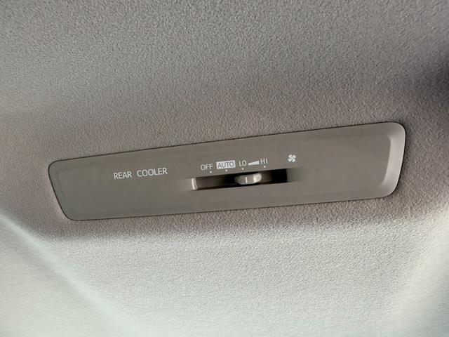 ノア X 1オーナー/純正ナビ・TV/左Pスライドドア/禁煙車/バックモニター/純正ビルトインETC/LEDヘッドランプ/キーレス/スペアキー(9枚目)