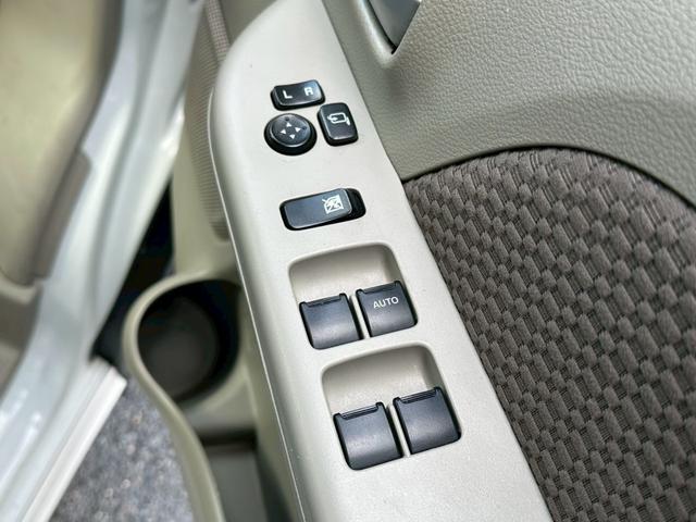 ＮＶ１００クリッパーリオ 　福祉車両　スロープタイプ　車椅子１台搭載　　社外デジタルインナーミラー　バックカメラ（4枚目）