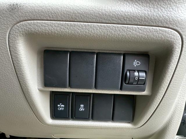 ＮＶ１００クリッパーリオ 　福祉車両　スロープタイプ　車椅子１台搭載　　社外デジタルインナーミラー　バックカメラ（5枚目）