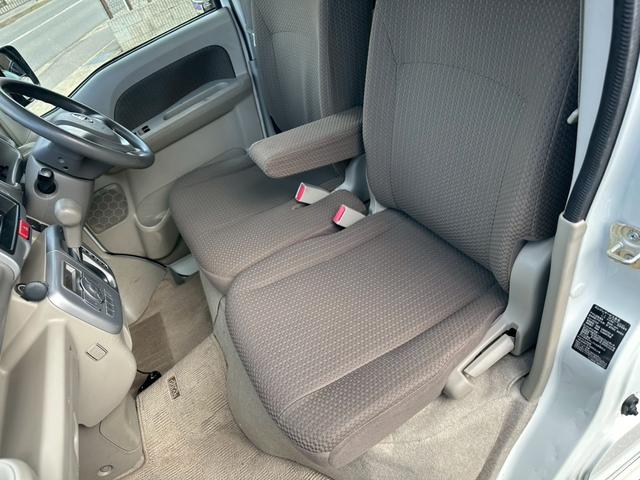 ＮＶ１００クリッパーリオ 　福祉車両　スロープタイプ　車椅子１台搭載　　社外デジタルインナーミラー　バックカメラ（16枚目）