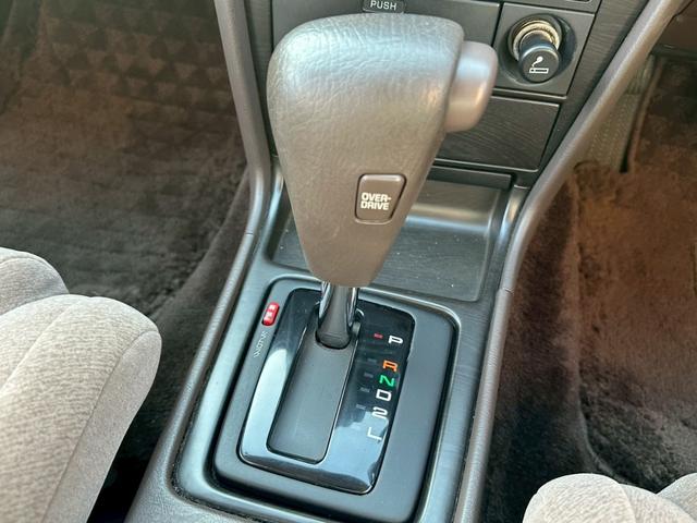 TOYOTA CHASER AVANTE LORDLY