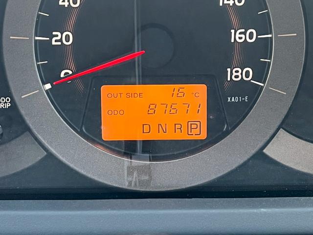 ヴァンガード ２４０Ｓ　ワンオーナー　７人乗り　純正ナビ　バックカメラ　記録簿１３枚　禁煙車　ビルトインＥＴＣ（8枚目）