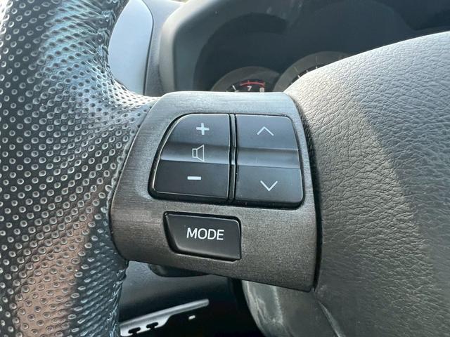 ヴァンガード ２４０Ｓ　ワンオーナー　７人乗り　純正ナビ　バックカメラ　記録簿１３枚　禁煙車　ビルトインＥＴＣ（9枚目）