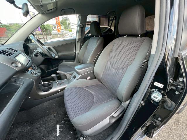 ヴァンガード ２４０Ｓ　ワンオーナー　７人乗り　純正ナビ　バックカメラ　記録簿１３枚　禁煙車　ビルトインＥＴＣ（17枚目）