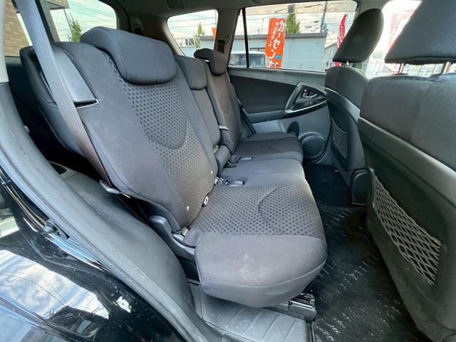 ヴァンガード ２４０Ｓ　ワンオーナー　７人乗り　純正ナビ　バックカメラ　記録簿１３枚　禁煙車　ビルトインＥＴＣ（19枚目）