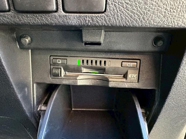 アルファード 2.5S タイプゴールド ワンオーナー 純正フリップダウンモニター 両側電動スライドドア クルーズコントロール 純正ナビ フルセグTV バックカメラ(6枚目)
