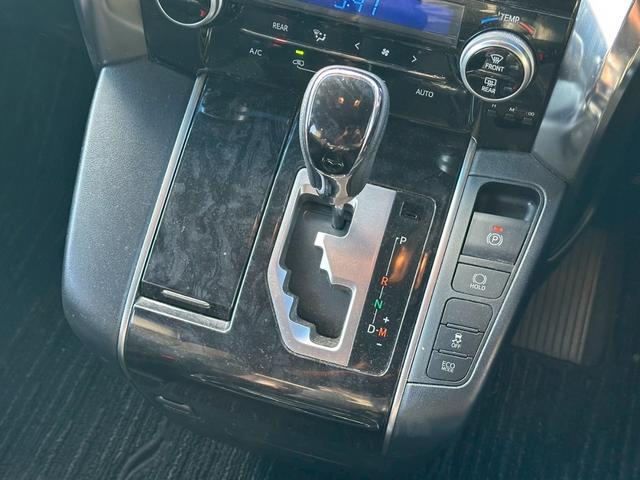 アルファード 2.5S タイプゴールド ワンオーナー 純正フリップダウンモニター 両側電動スライドドア クルーズコントロール 純正ナビ フルセグTV バックカメラ(8枚目)