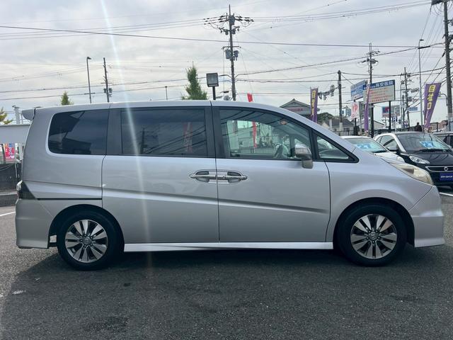 ステップワゴン スパーダＳ　Ｚパッケージ　社外ナビ　フリップダウン　バックカメラ　ＥＴＣ　両側パワースライドドア（25枚目）