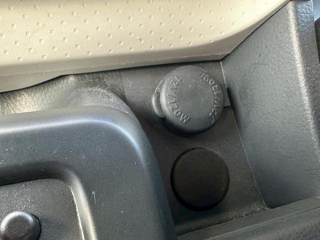 モコ Ｘ　純正オーディオ／インテリジェントキー×２／　プッシュスタート／オートエアコン（7枚目）