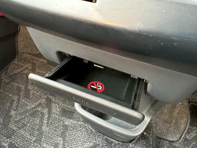 モコ Ｘ　純正オーディオ／インテリジェントキー×２／　プッシュスタート／オートエアコン（8枚目）