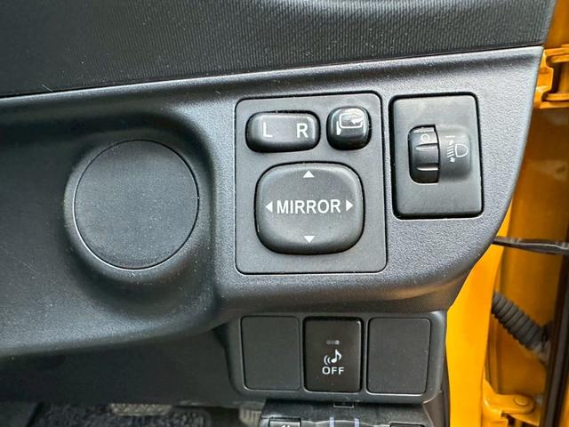 アクア S 1オーナー 禁煙車 純正ナビ ETC TV Bluetooth バックカメラ(9枚目)