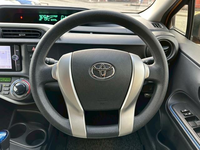 アクア S 1オーナー 禁煙車 純正ナビ ETC TV Bluetooth バックカメラ(16枚目)