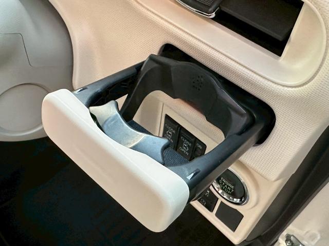 ムーヴキャンバス Ｇメイクアップ　ＳＡＩＩ　純正ナビ・フルセグＴＶ／パノラマモニター／両側パワースライドドア／ＬＥＤヘッドランプ／ＬＥＤフォグランプ／スマートキー／プッシュスタート／ＥＴＣ（9枚目）