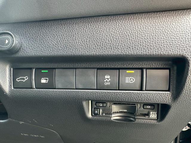 ハリアーハイブリッド G ワンオーナー/純正12.3型ナビ・フルセグTV/バックモニター/BSM/ブラウン内装/パワーバックドア/LEDヘッドランプ/LEDフォグ/デジタルインナーミラー/純正18インチAW/スマートキー×2(10枚目)