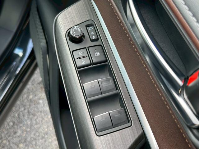 ハリアーハイブリッド G ワンオーナー/純正12.3型ナビ・フルセグTV/バックモニター/BSM/ブラウン内装/パワーバックドア/LEDヘッドランプ/LEDフォグ/デジタルインナーミラー/純正18インチAW/スマートキー×2(44枚目)